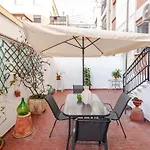 Apartment All'ombra Del Centro Storico Di