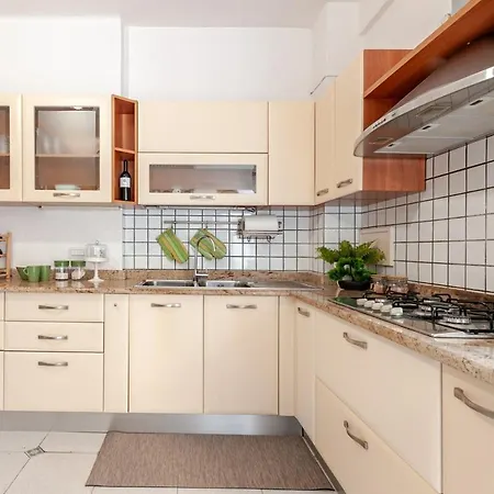 Apartmán All'ombra Del Centro Storico Di *